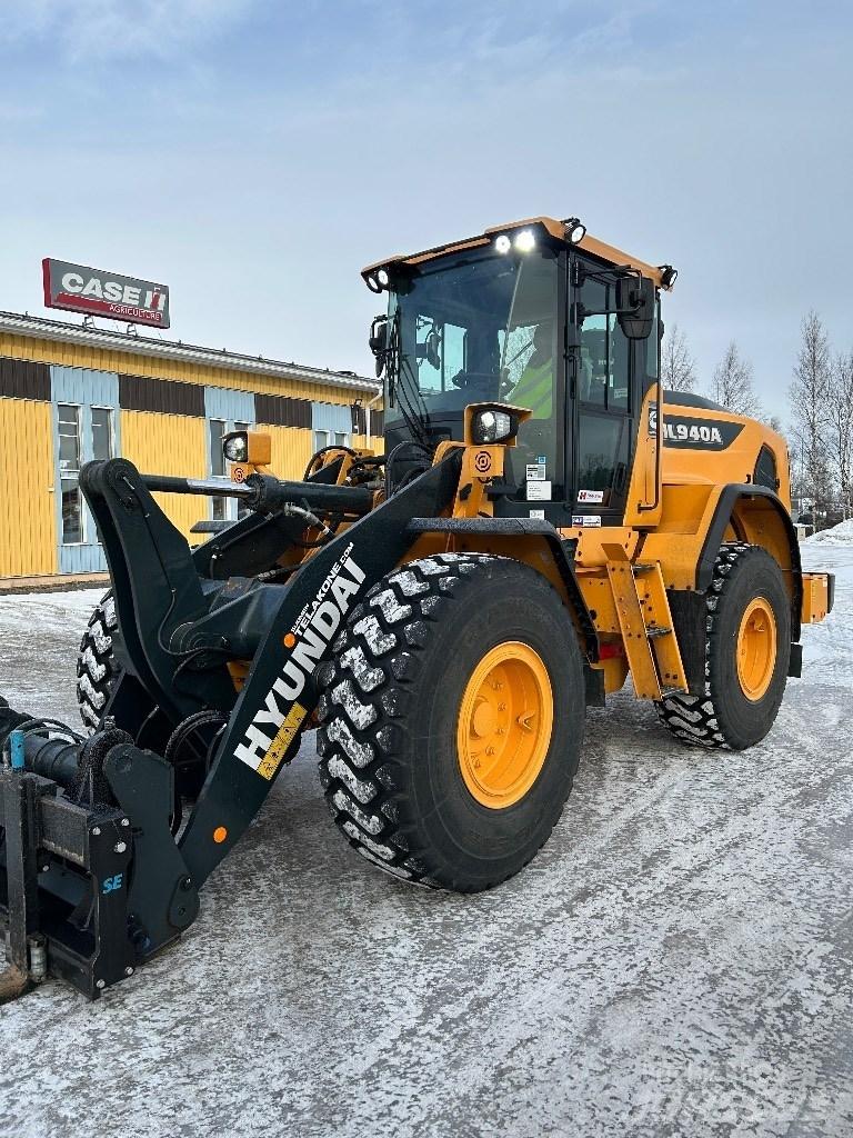 Hyundai HL 940  휠로우더