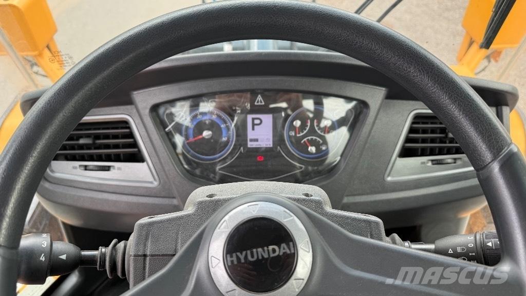 Hyundai HL 940  휠로우더