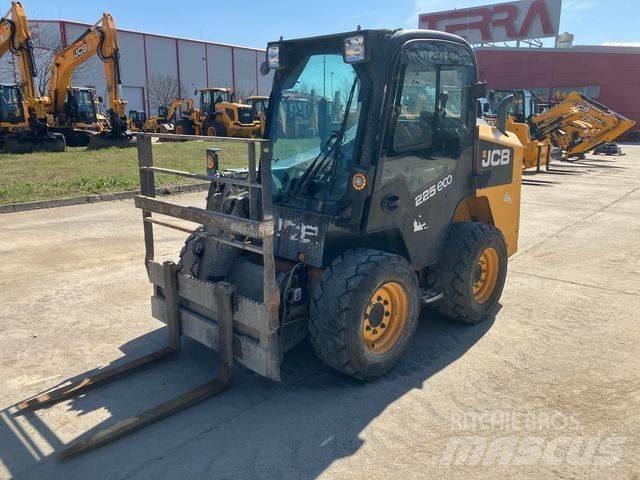 JCB 225  스키드로더