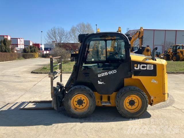 JCB 225  스키드로더