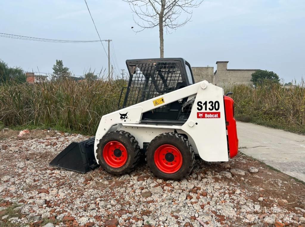 Bobcat S 130  스키드로더