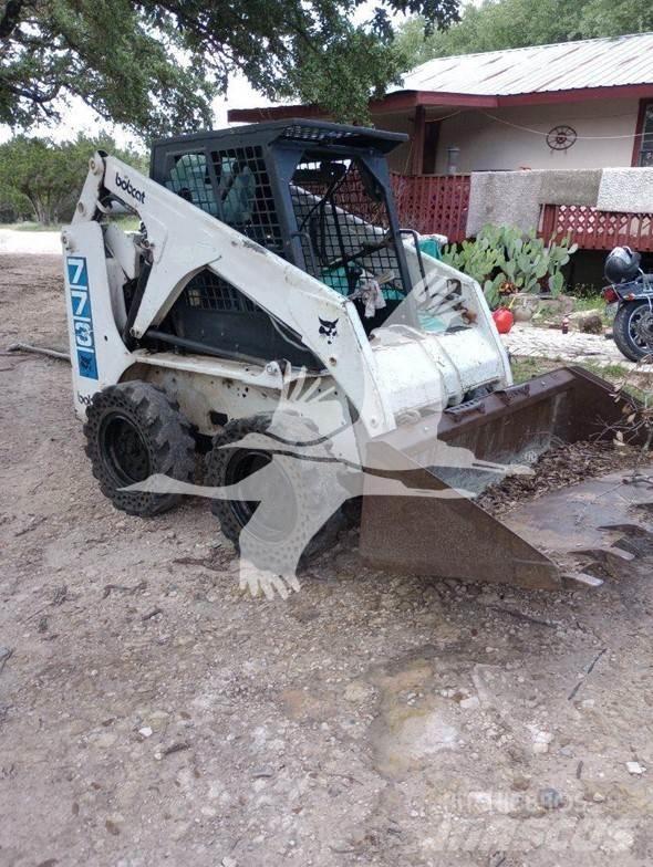 Bobcat 773  스키드로더