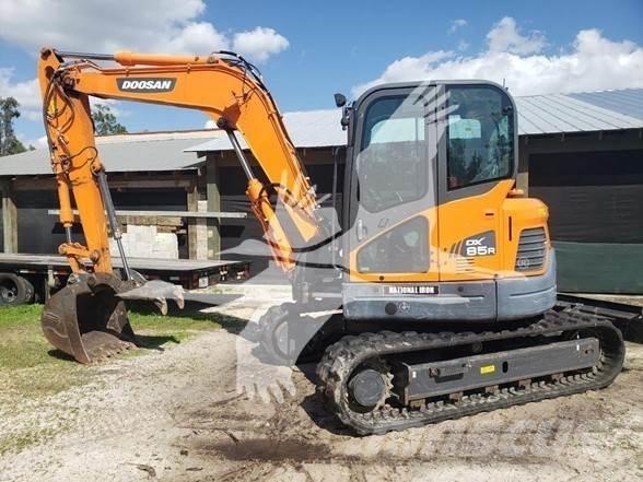 Doosan DX85R-3 대형 굴삭기 29톤 이상