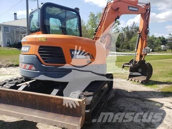Doosan DX85R-3 대형 굴삭기 29톤 이상