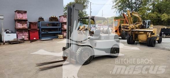 Hyster H80C 디젤 지게차