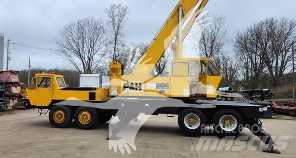P&H T300A 크레인 트럭