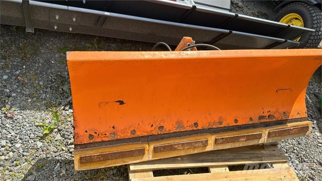 John Deere 3720 소형 트랙터