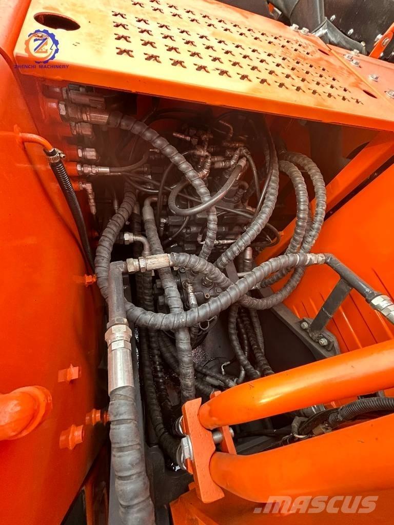 Doosan DX 150 중형굴삭기 7톤-28톤