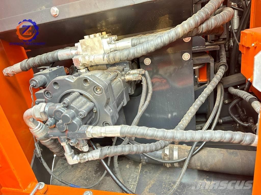 Doosan DX 150 중형굴삭기 7톤-28톤