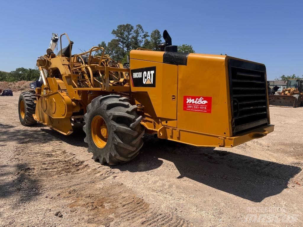 CAT RM 300 아스팔트 리사이클러