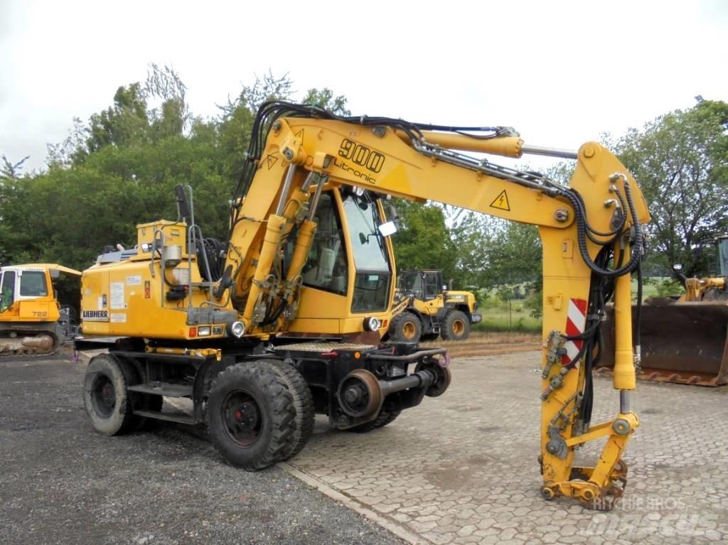 Liebherr A 900 C ZW  휠 굴삭기