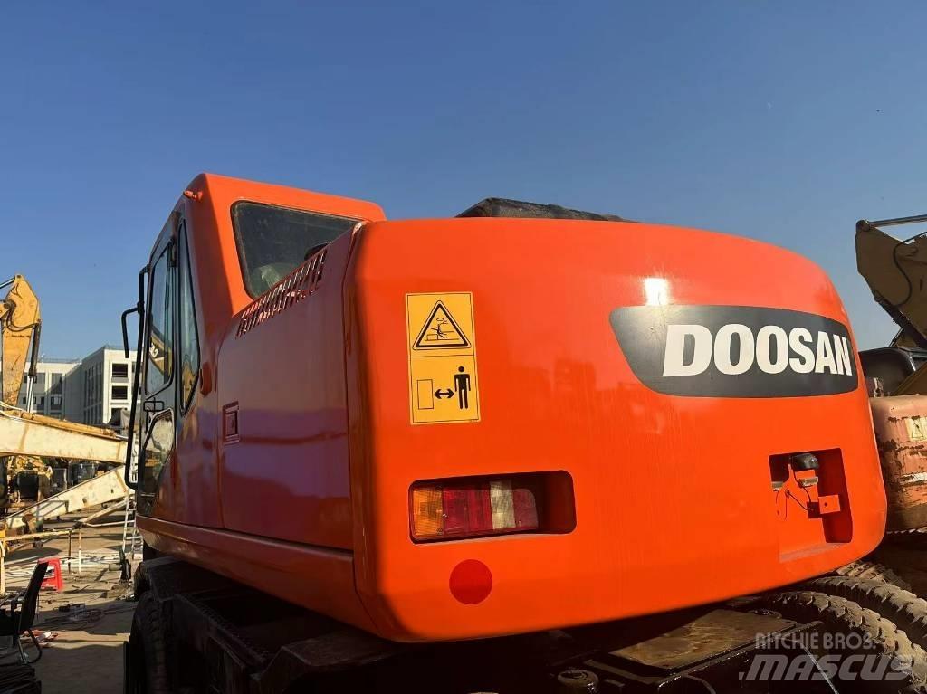 Doosan 150 W-7  휠 굴삭기
