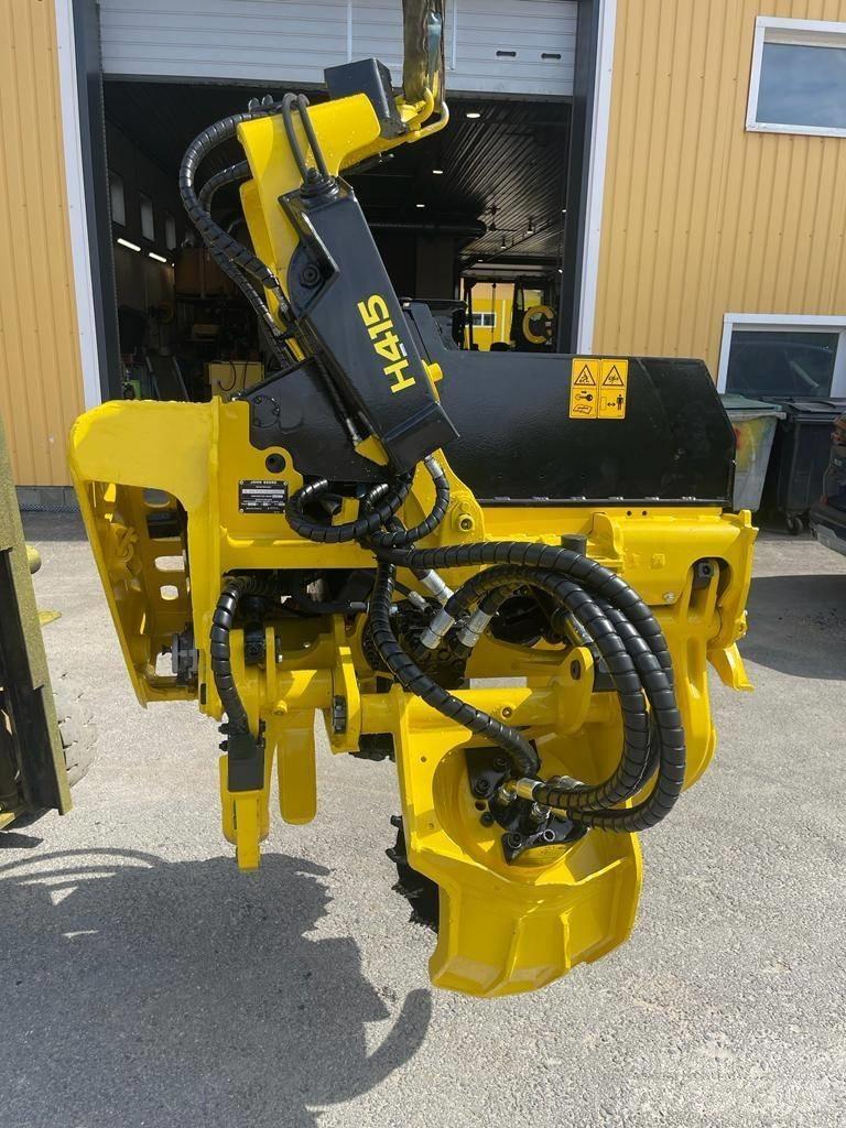 John Deere H 415 하비스터 헤드