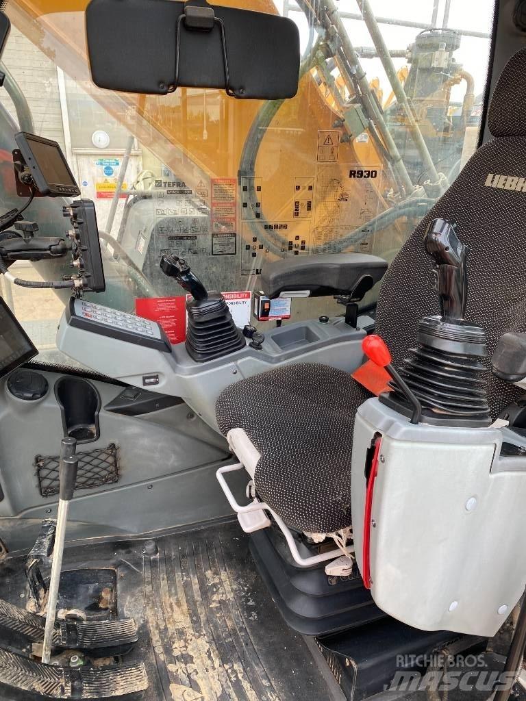 Liebherr R 930 대형 굴삭기 29톤 이상