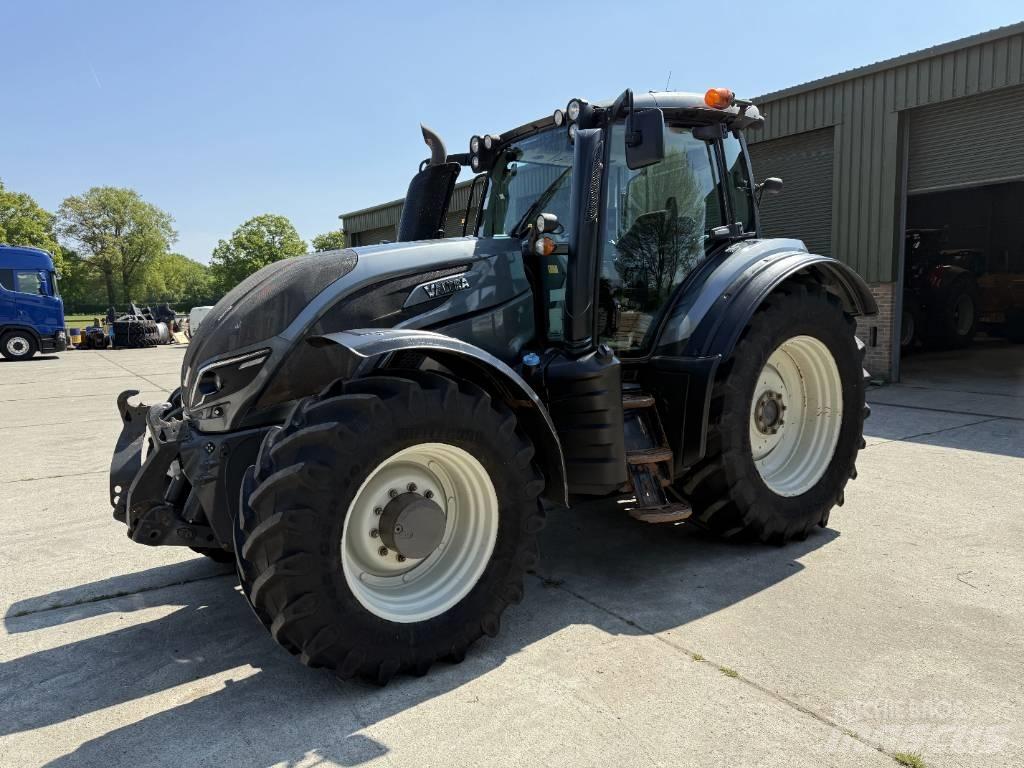 Valtra T174 Direct 트랙터