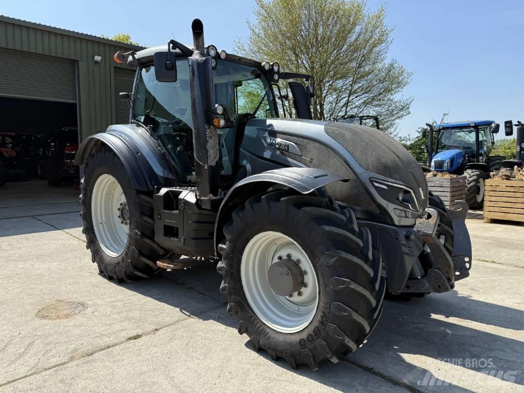 Valtra T174 Direct 트랙터