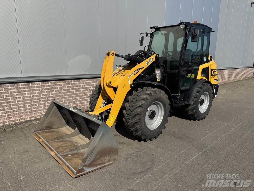 Gehl AL650  휠로우더