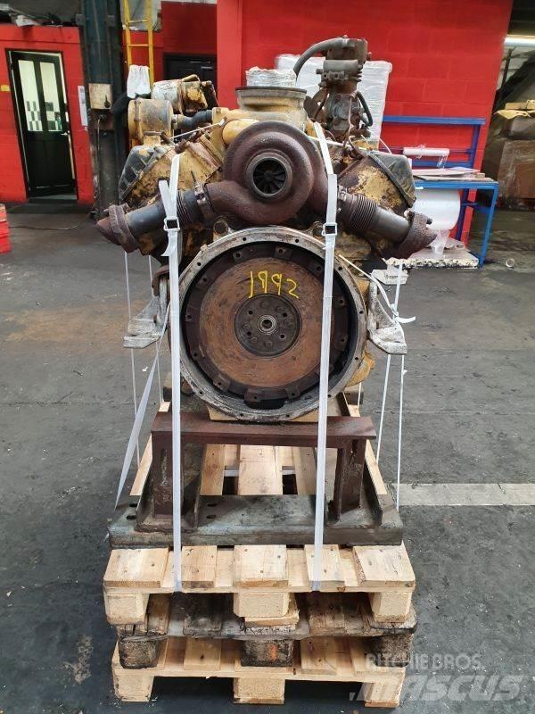 CAT 3208T 엔진