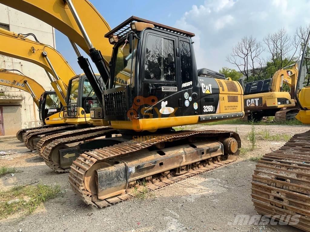 CAT 326 D2 대형 굴삭기 29톤 이상