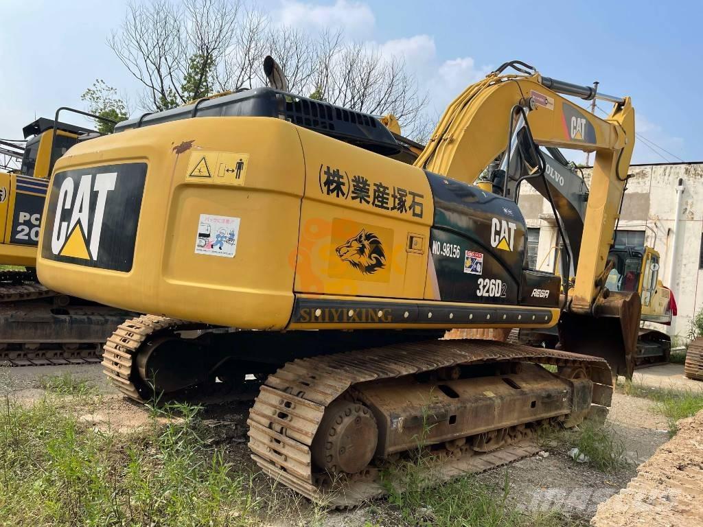 CAT 326 D2 대형 굴삭기 29톤 이상