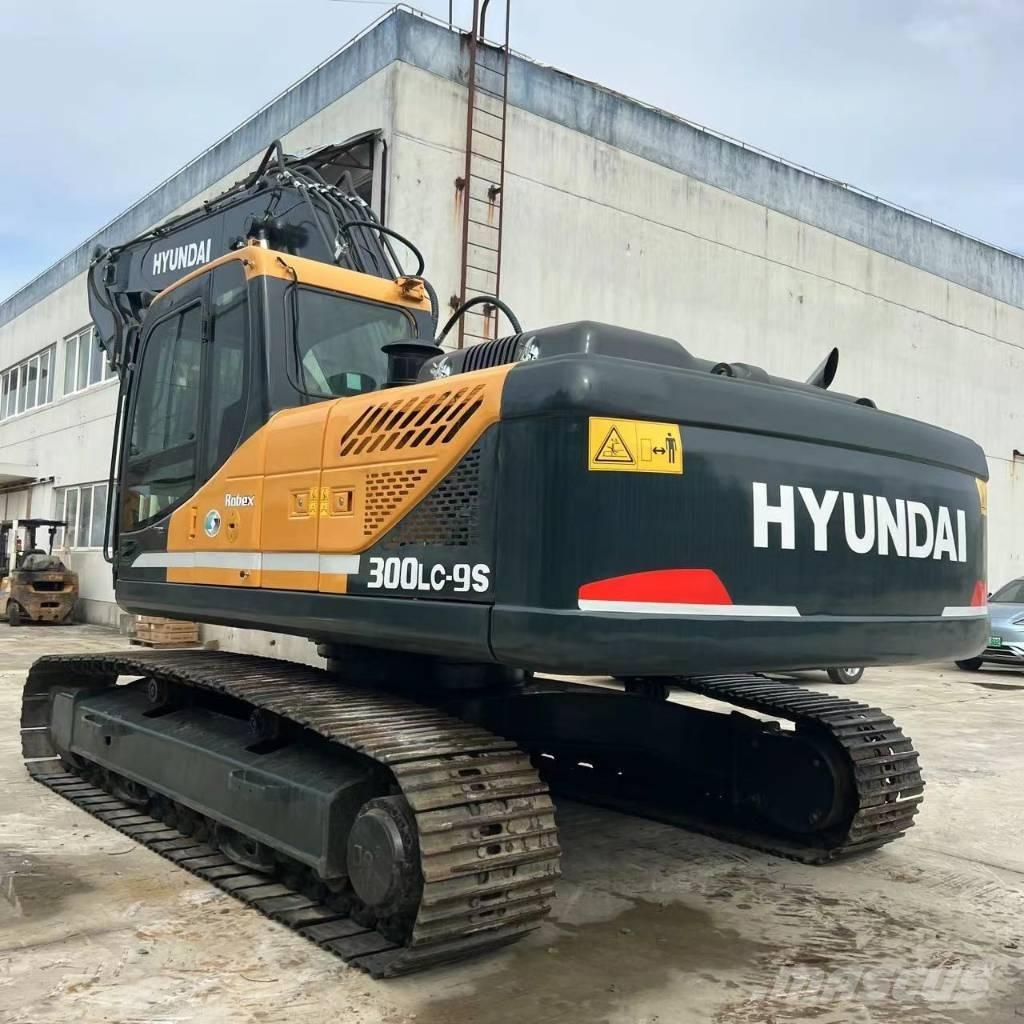 Hyundai R300LC-9S 대형 굴삭기 29톤 이상