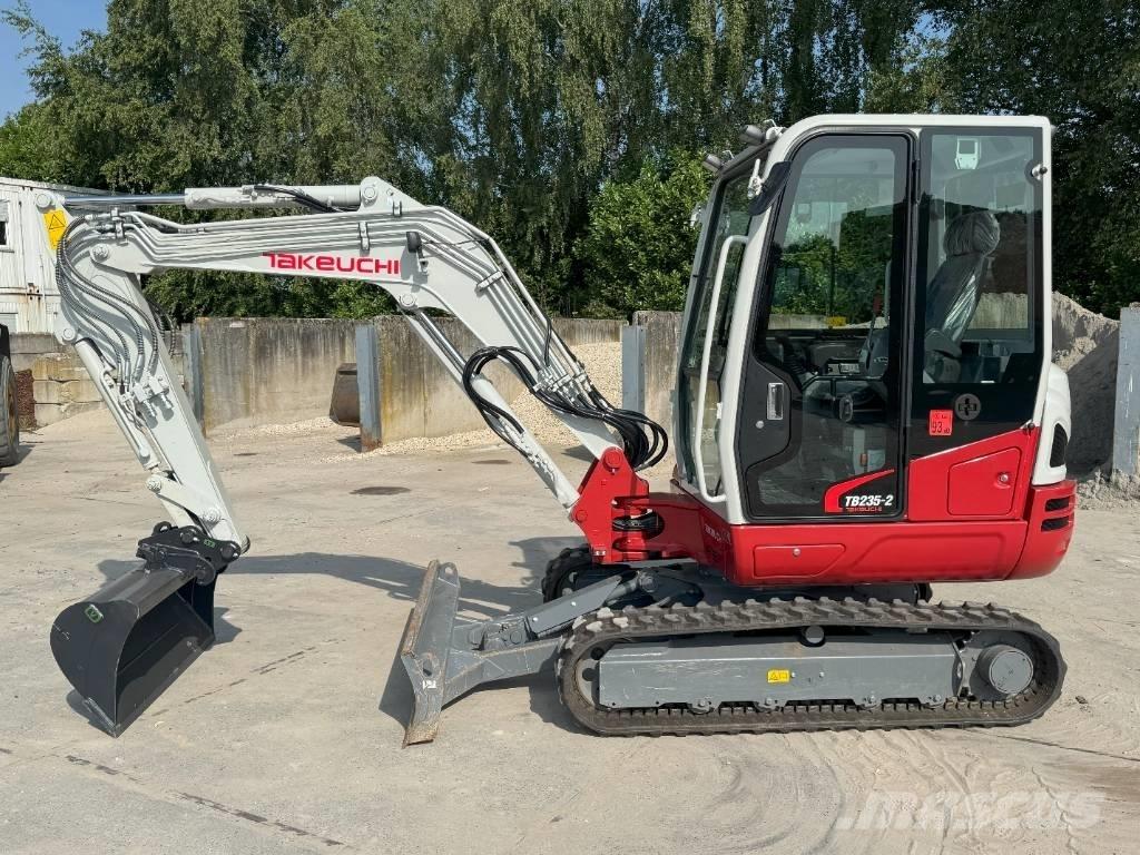 Takeuchi TB 235-2 소형 굴삭기 7톤 미만