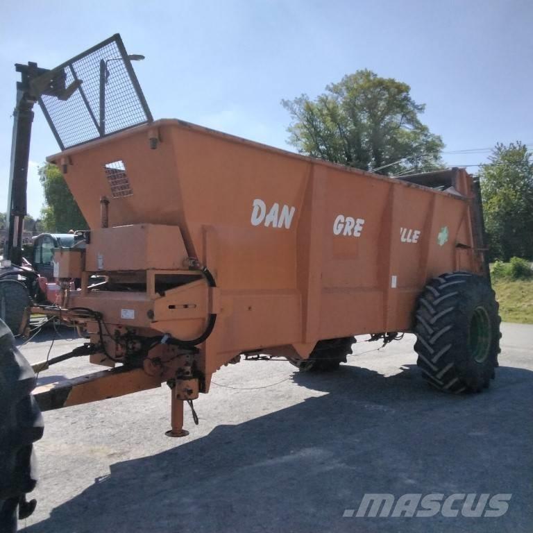 Dangreville EV 10 B1 퇴비살포기