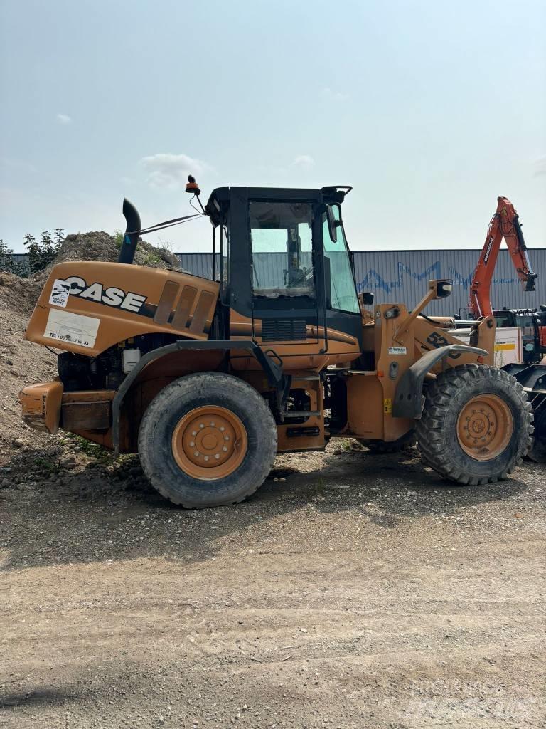 CASE 521 D  휠로우더