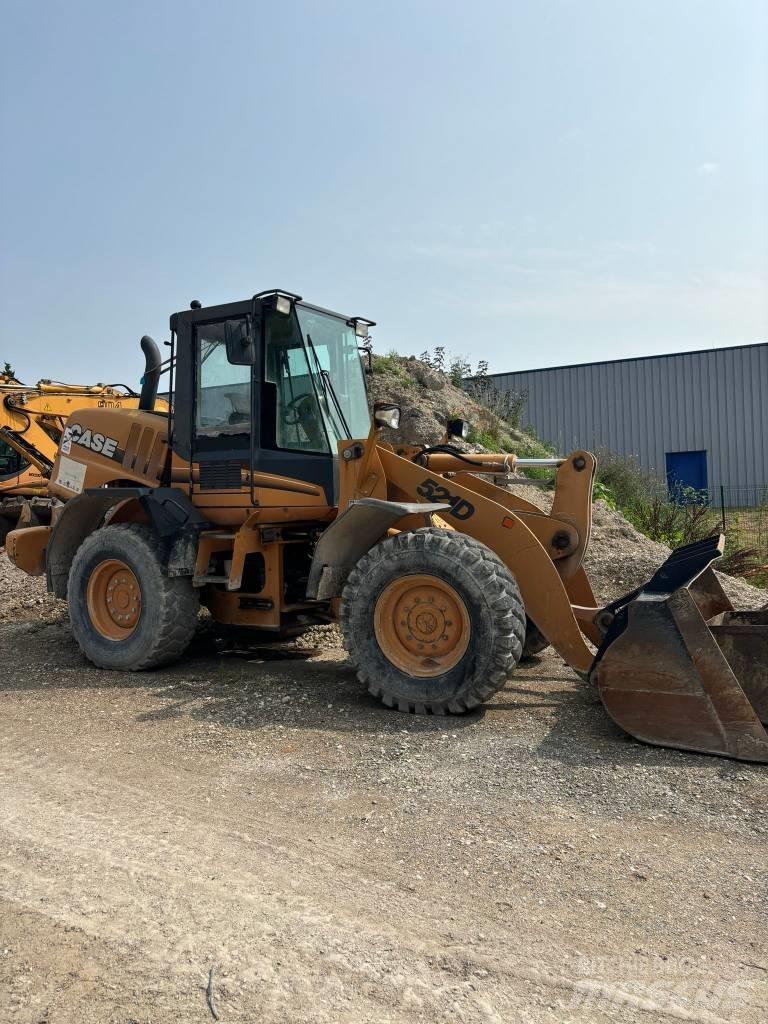 CASE 521 D  휠로우더