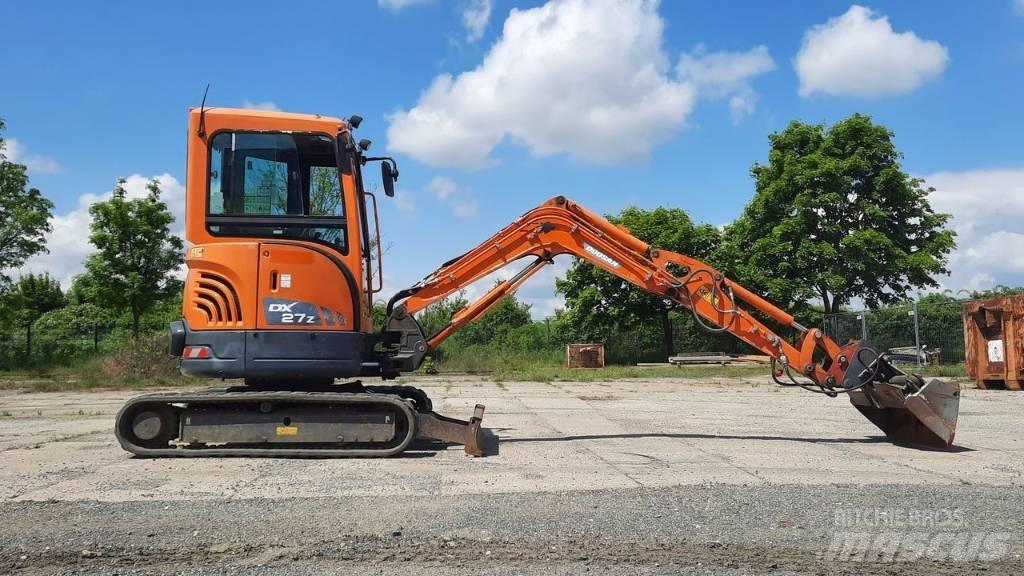 Doosan DX 27 Z 소형 굴삭기 7톤 미만