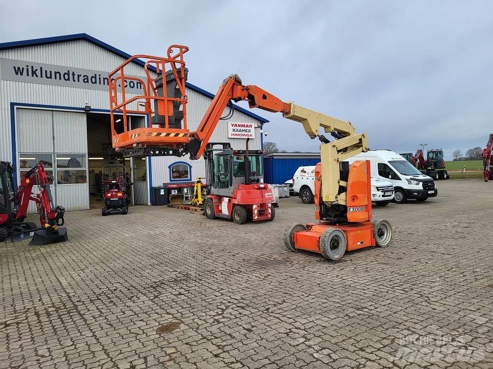 JLG E 300 AJP 관절형 전동이동 리프트