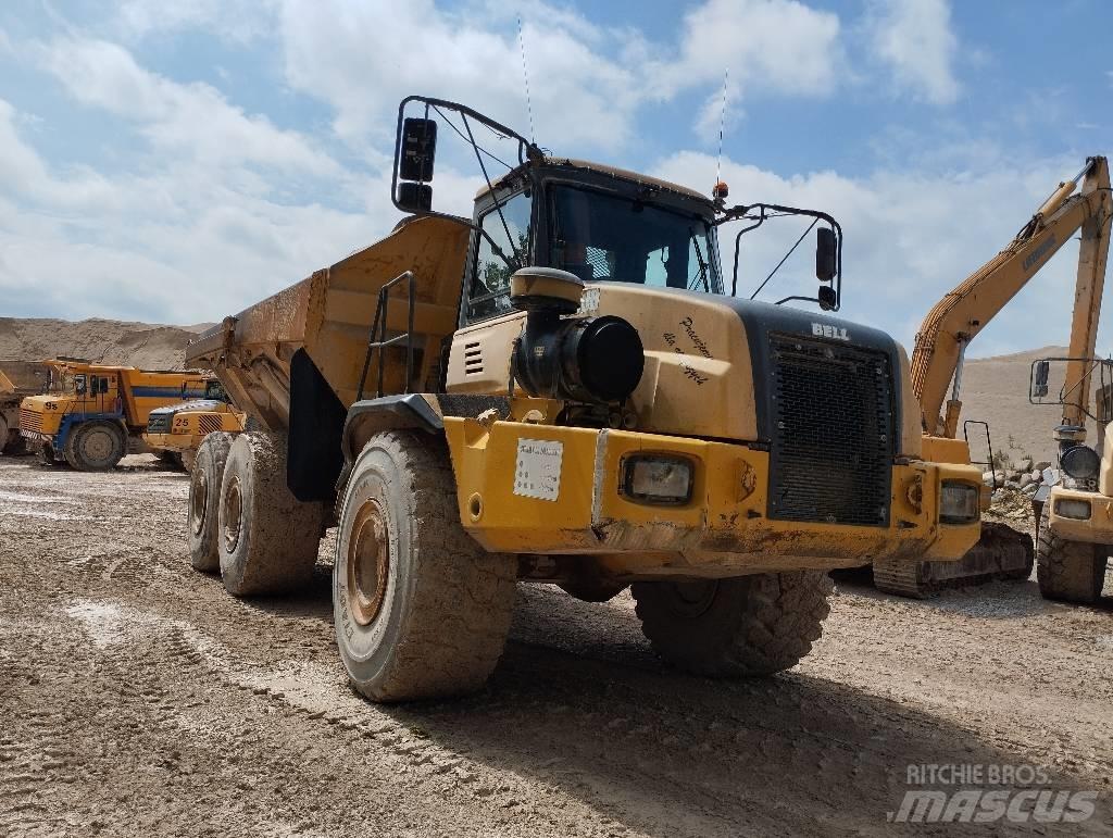 Bell B 40 D 연결식 홀러