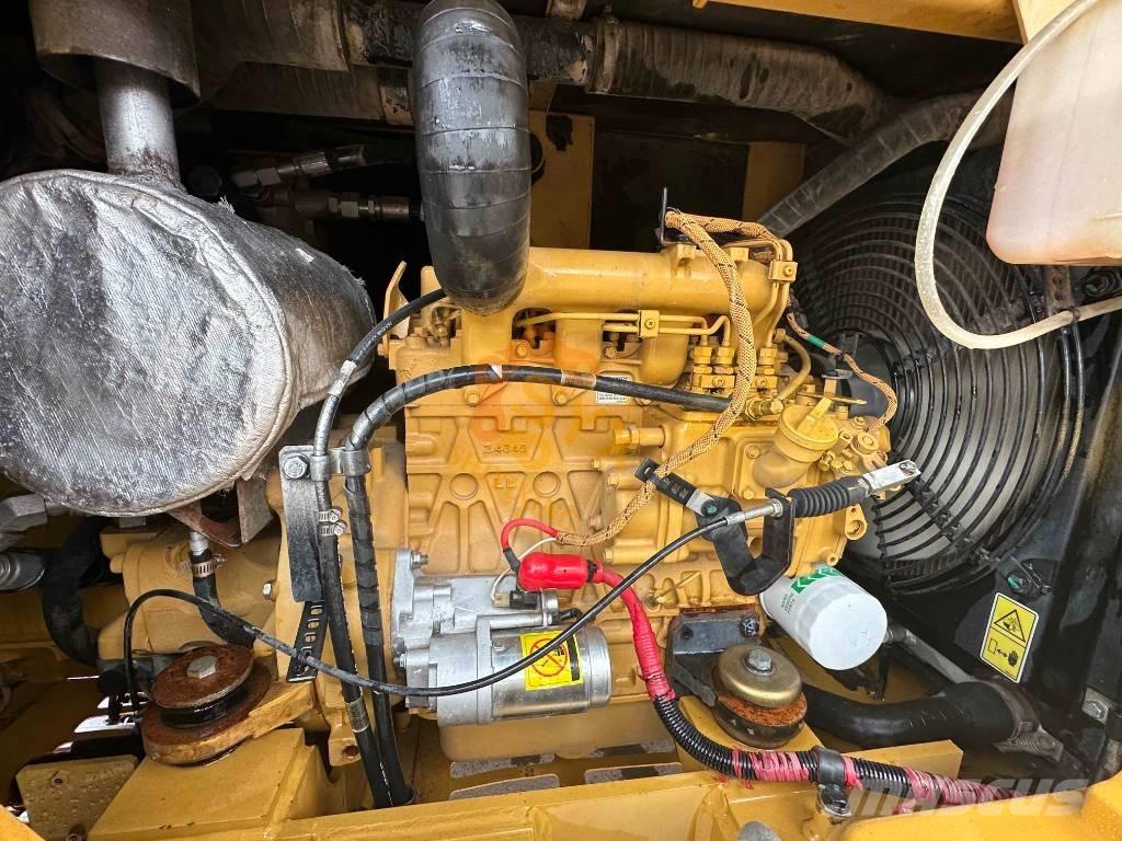 CAT 305.5E2 대형 굴삭기 29톤 이상