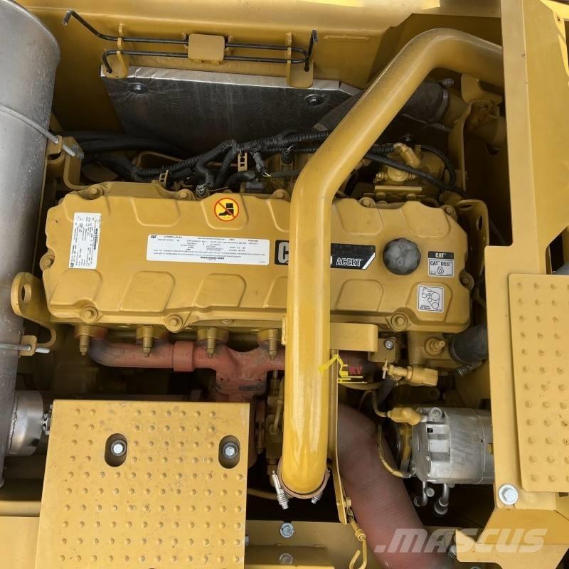 CAT 330D2L 대형 굴삭기 29톤 이상