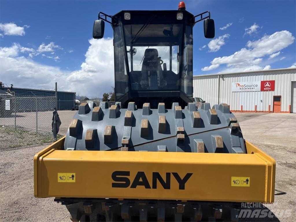 Sany SSR 120C 8  스키드로더