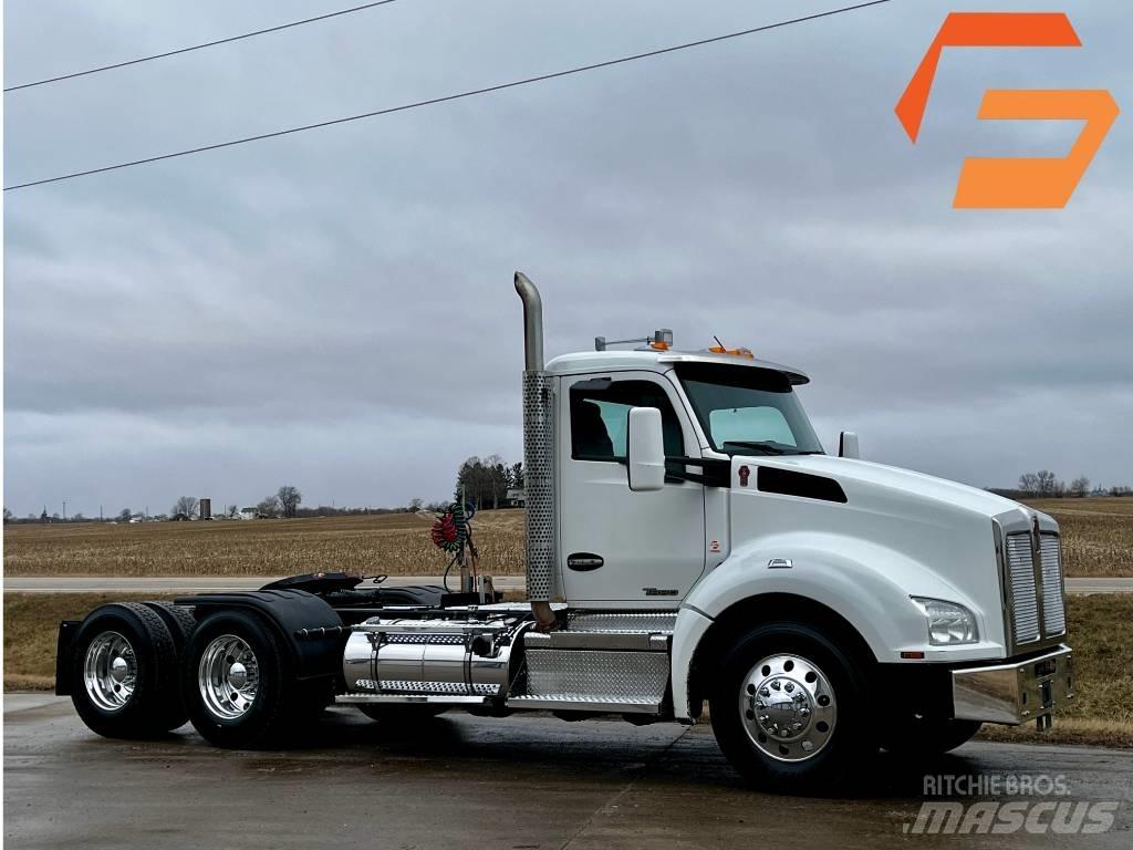 Kenworth T 880 트랙터 유닛