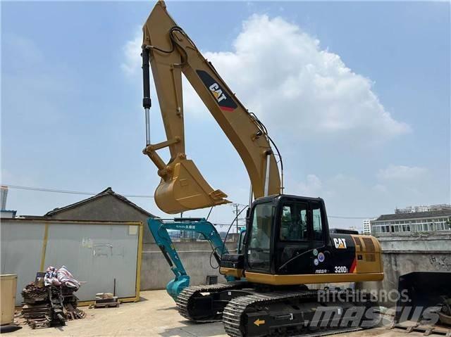 CAT 320 D 대형 굴삭기 29톤 이상
