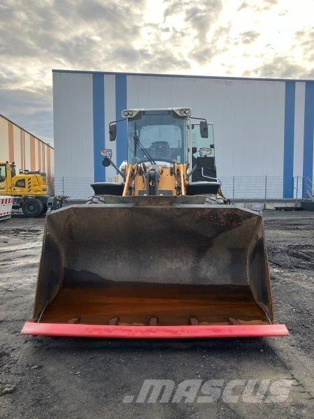 Liebherr L526  휠로우더