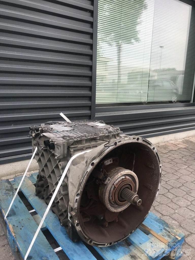 Volvo AT2412C 기어박스