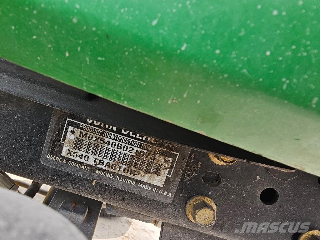 John Deere X 540 소형 트랙터