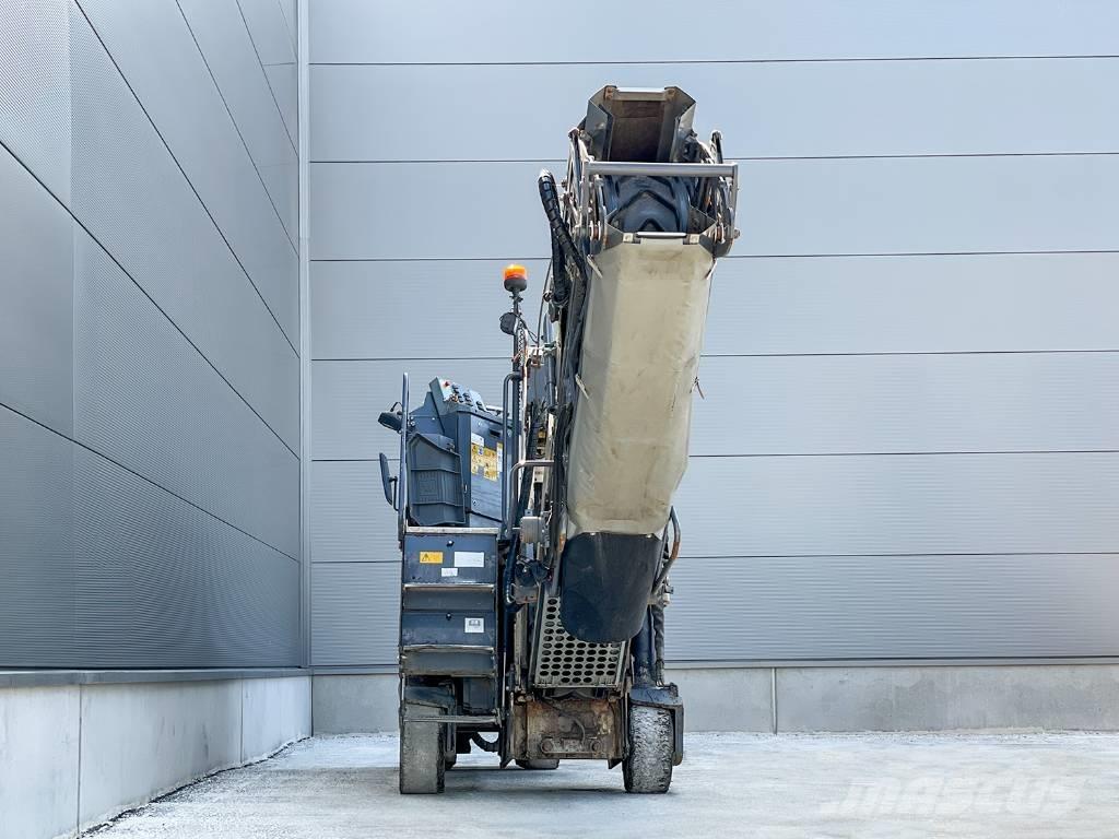 Wirtgen W 50 RI 아스팔트 콜드 밀링 기계