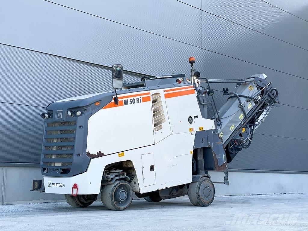 Wirtgen W 50 RI 아스팔트 콜드 밀링 기계