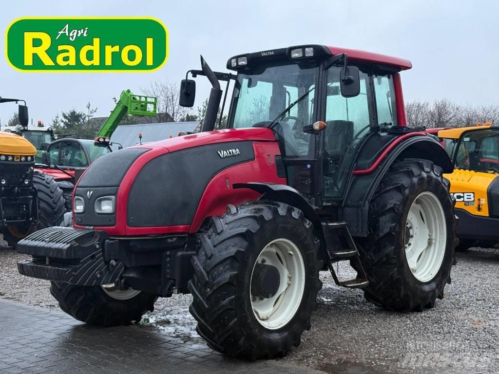 Valtra T 161 트랙터