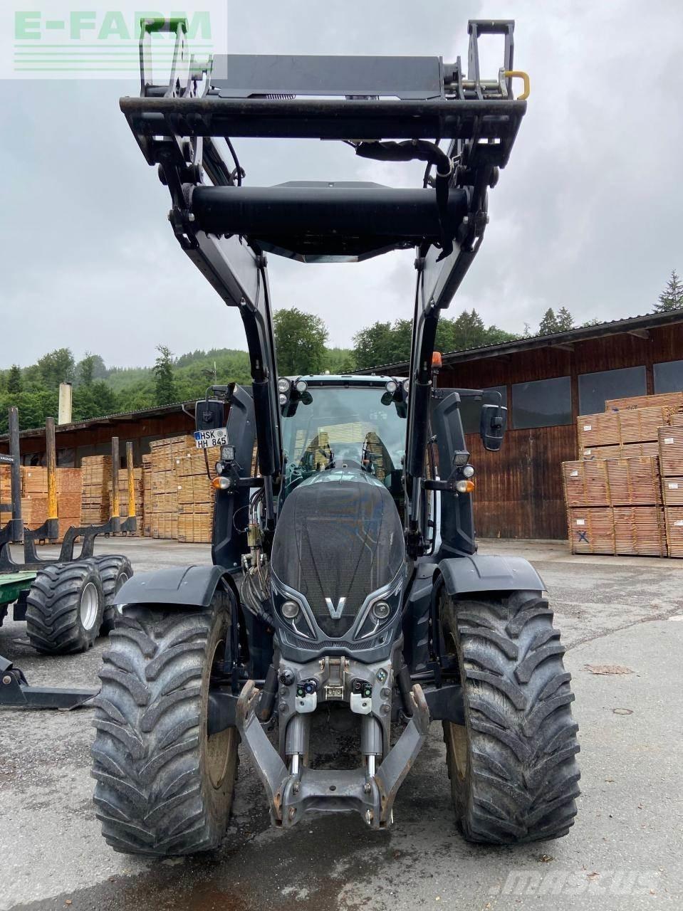 Valtra T254S 트랙터
