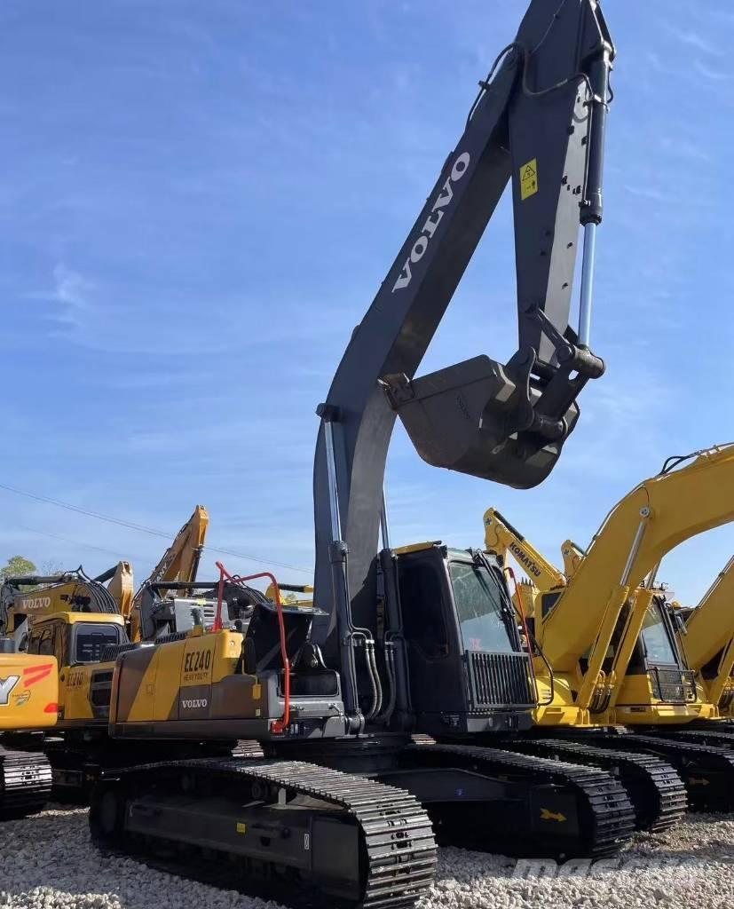 Volvo EC 240 대형 굴삭기 29톤 이상