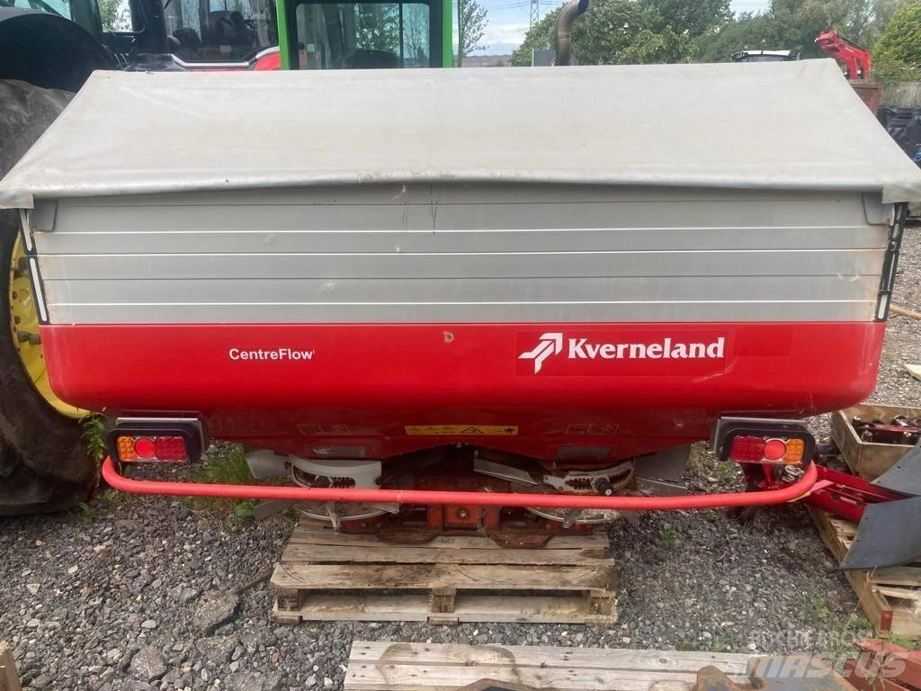 Kverneland CL1300 미네랄 살포기