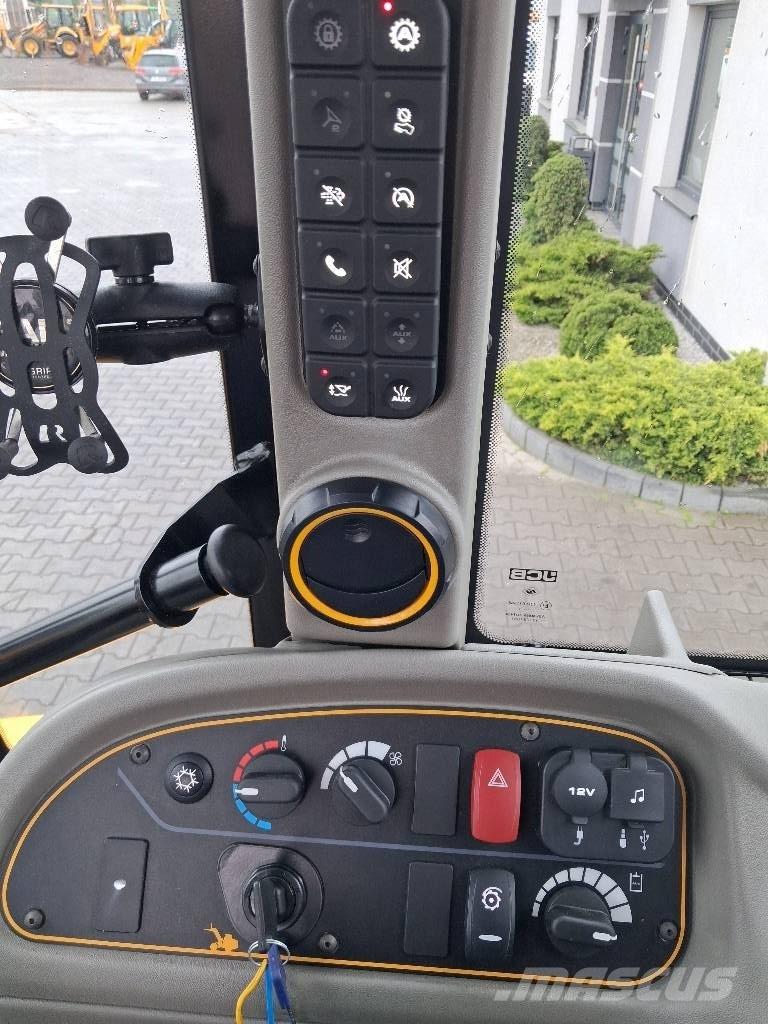 JCB TM 320 S AGRI 농업용 텔레 핸들러