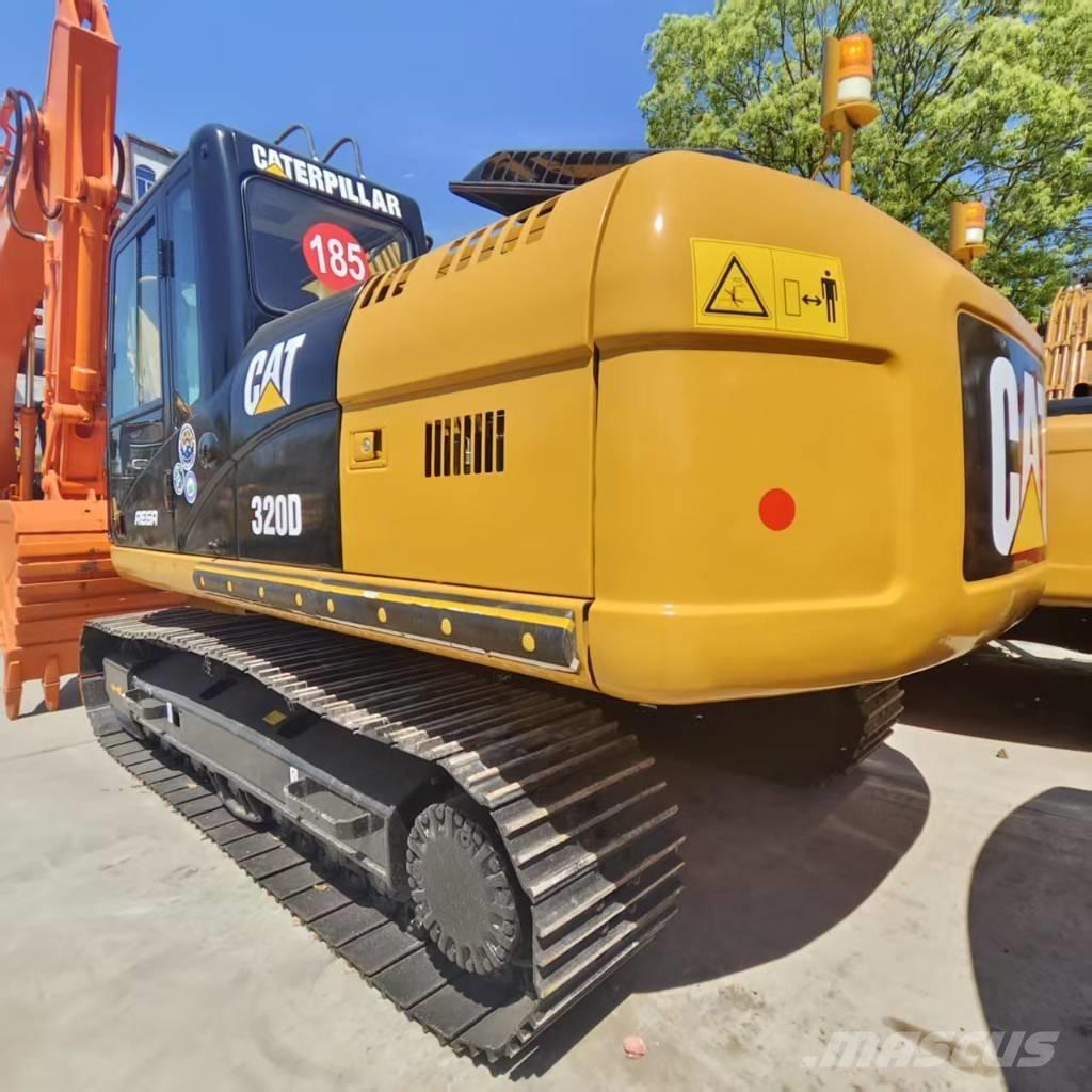 CAT 320 D 대형 굴삭기 29톤 이상