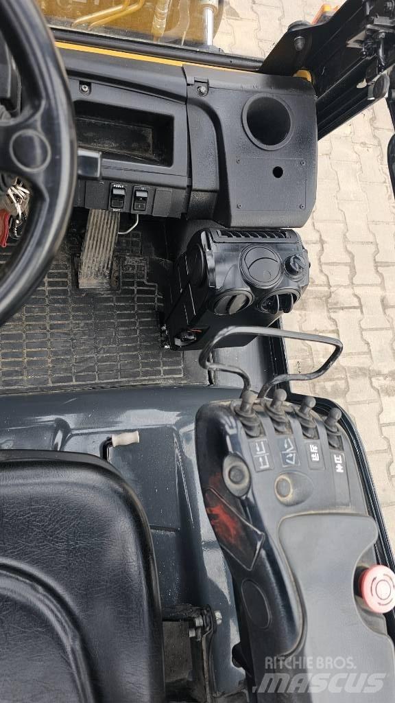 CAT GP 25 NT LPG 지게차