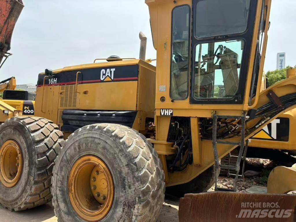 CAT 16 H 그레이더
